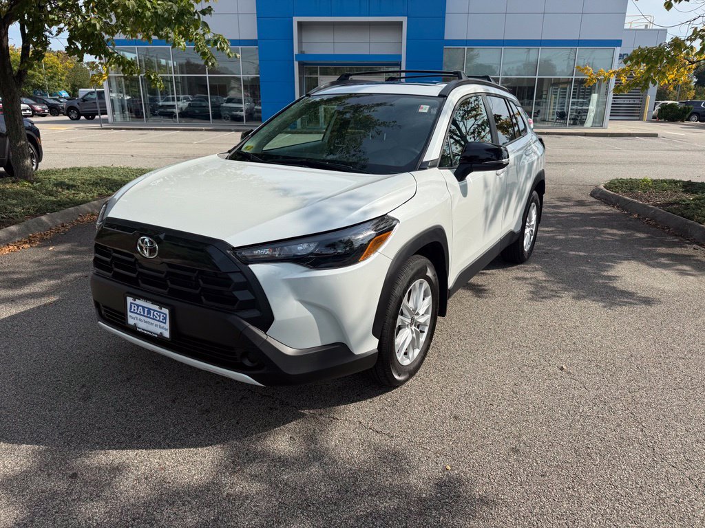 Used 2026 Toyota Corolla Cross LE w/ Moonroof Package AWD/4WD image 8