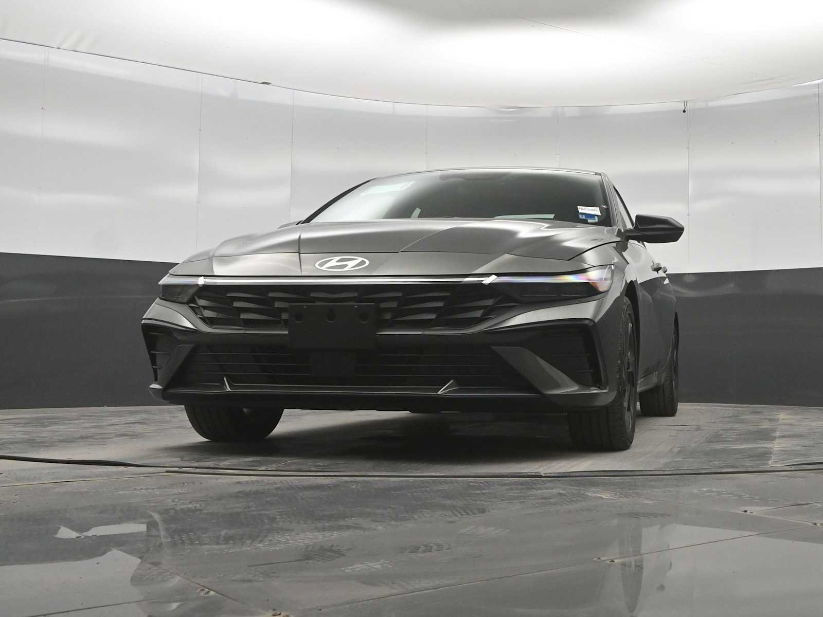 New 2026 Hyundai Elantra SEL Sport Premium FWD image 35
