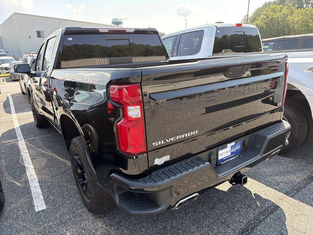 Used 2020 Chevrolet Silverado 1500 LT Trail Boss AWD/4WD image 18