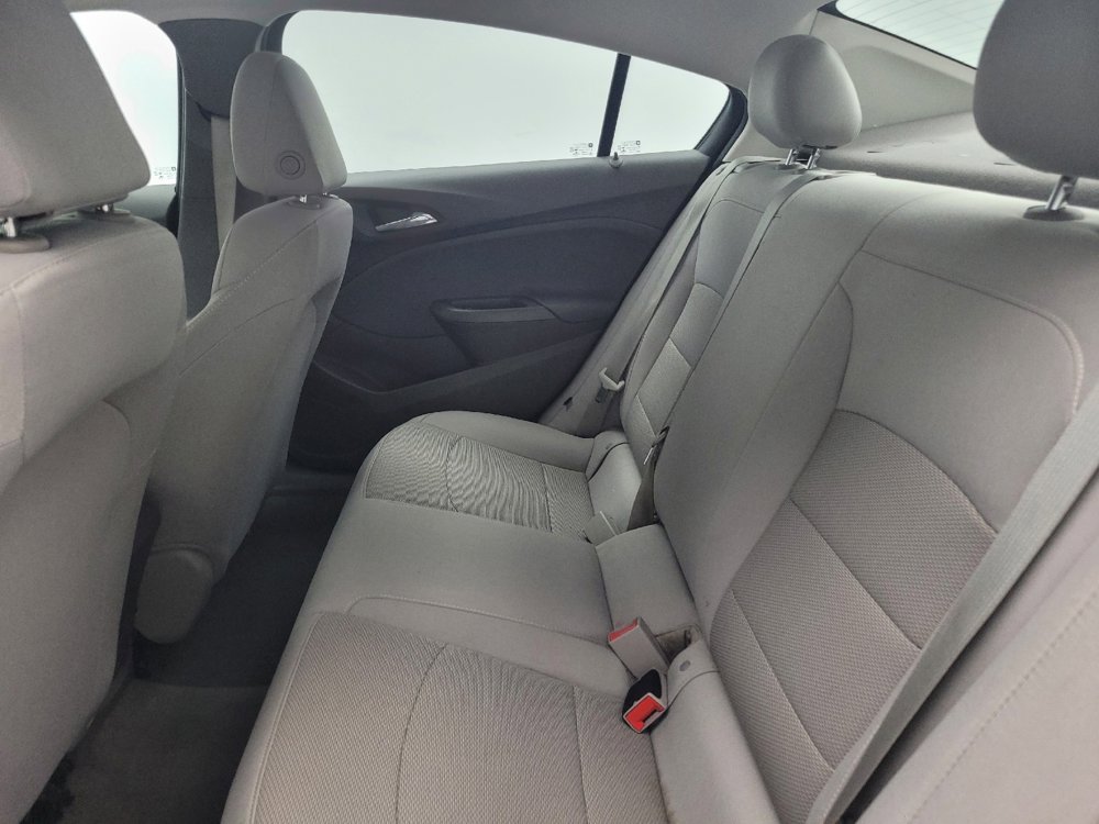 Used 2017 Chevrolet Cruze LS image 18