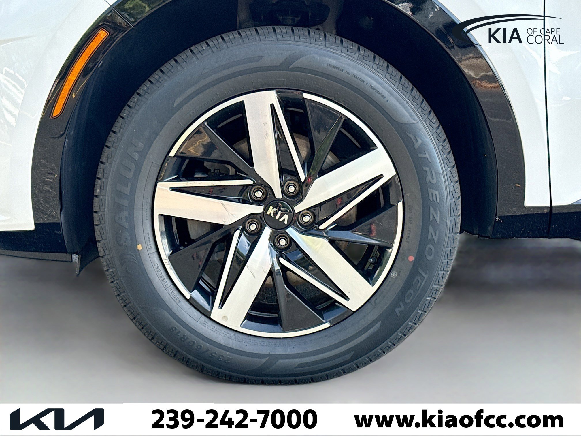 Used 2021 Kia Sorento EX w/ Panoramic Sunroof Package image 43