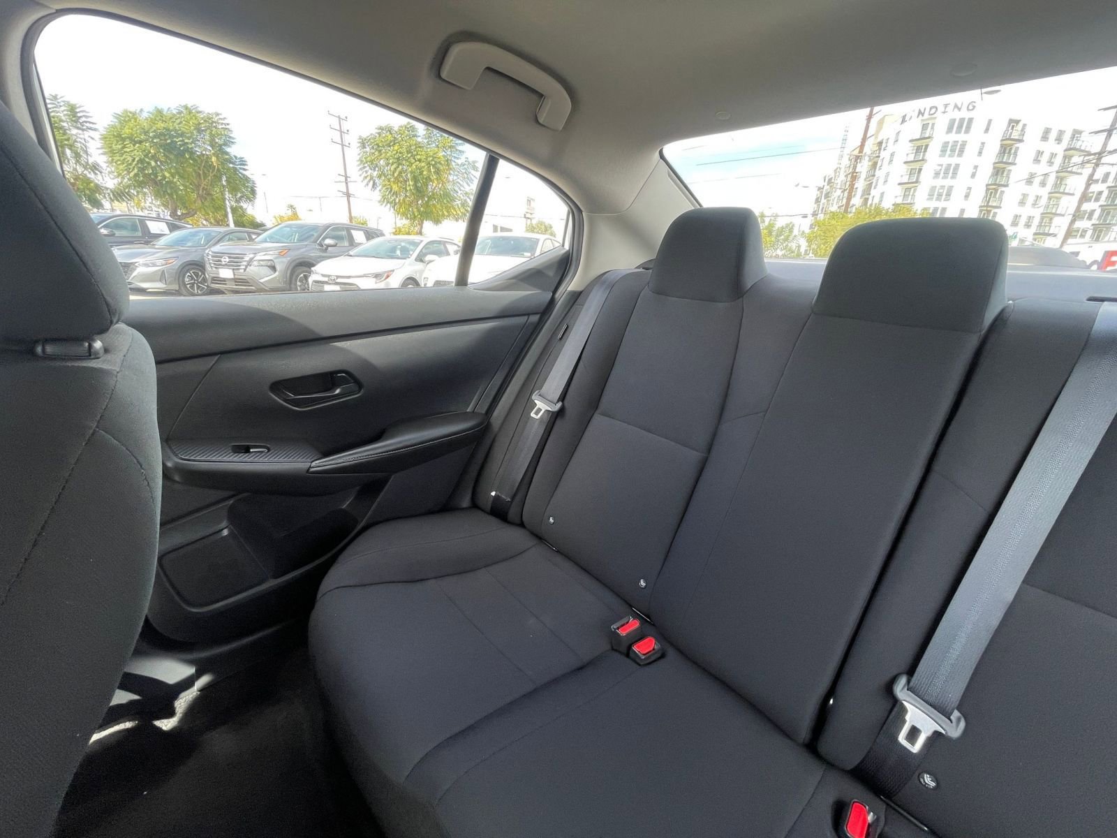 Used 2025 Nissan Sentra S image 39