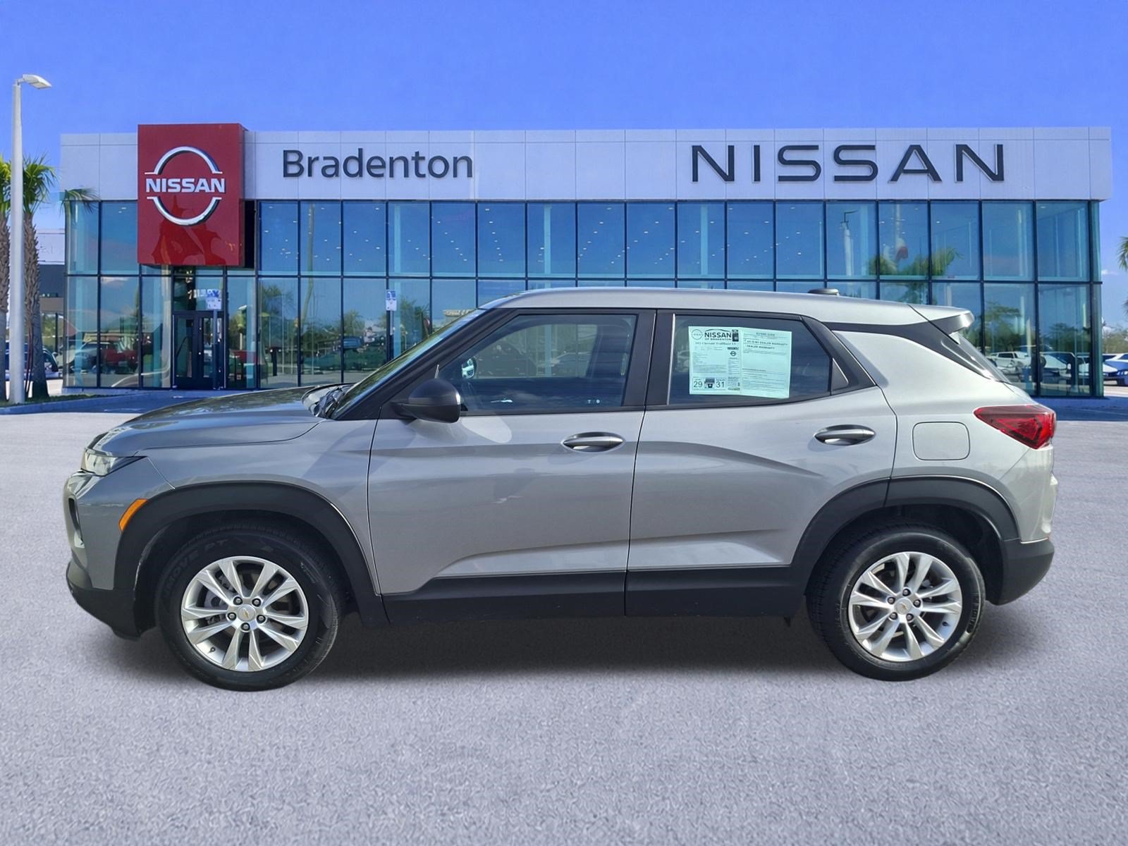 Used 2023 Chevrolet TrailBlazer LS FWD image 8