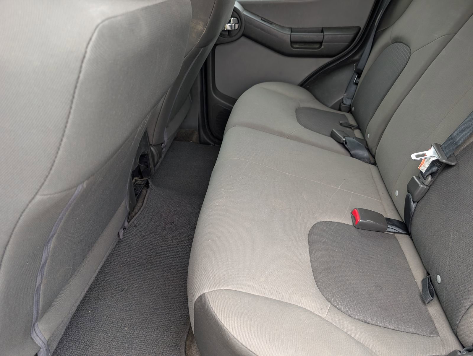 Used 2015 Nissan Xterra S image 12