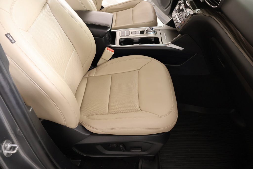 Used 2021 Ford Explorer Limited w/ Hybrid Equipment Group 310A image 15