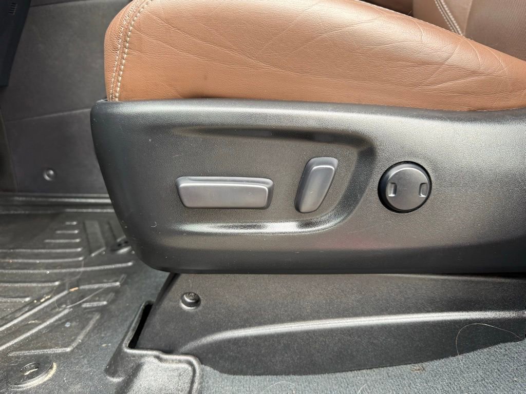 Used 2020 Toyota Sienna Limited Premium image 30