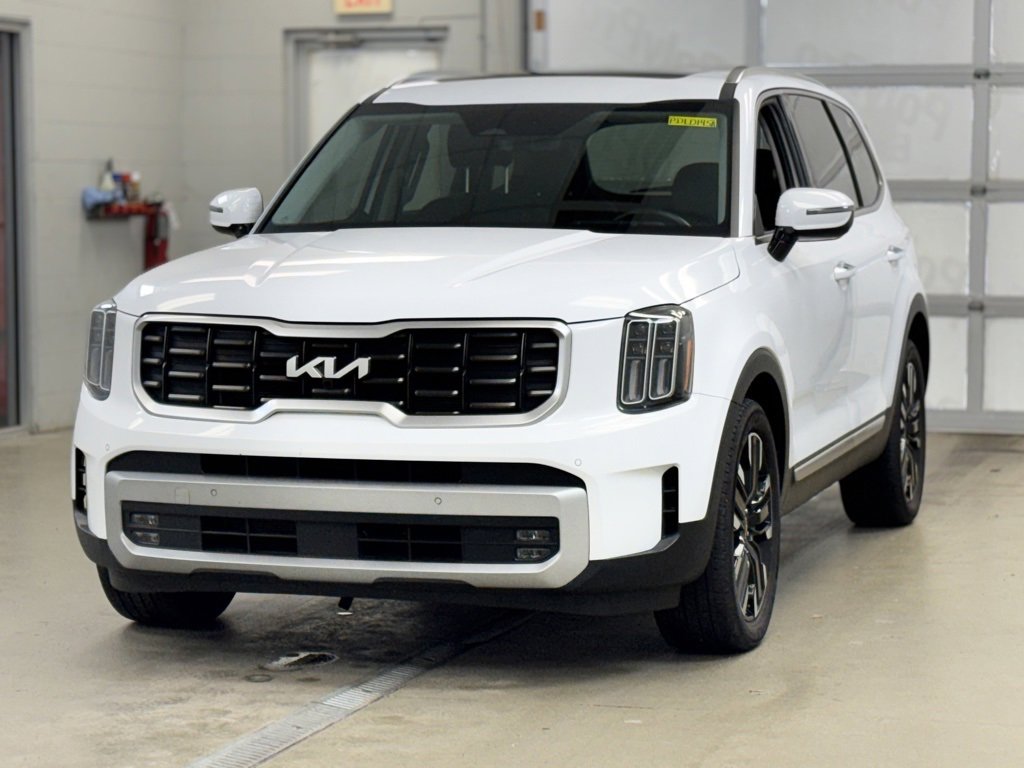 Used 2024 Kia Telluride SX Prestige image 3