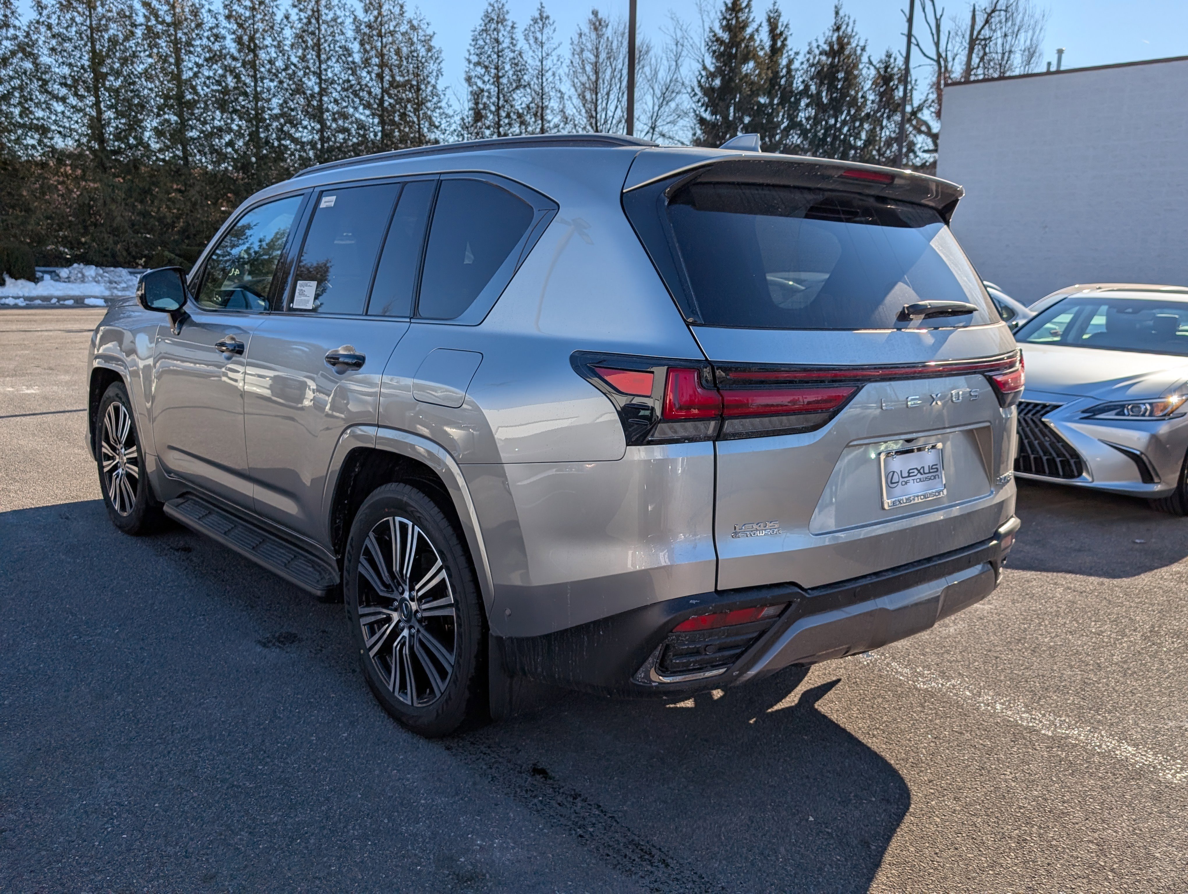 New 2026 Lexus LX 700h Luxury image 3