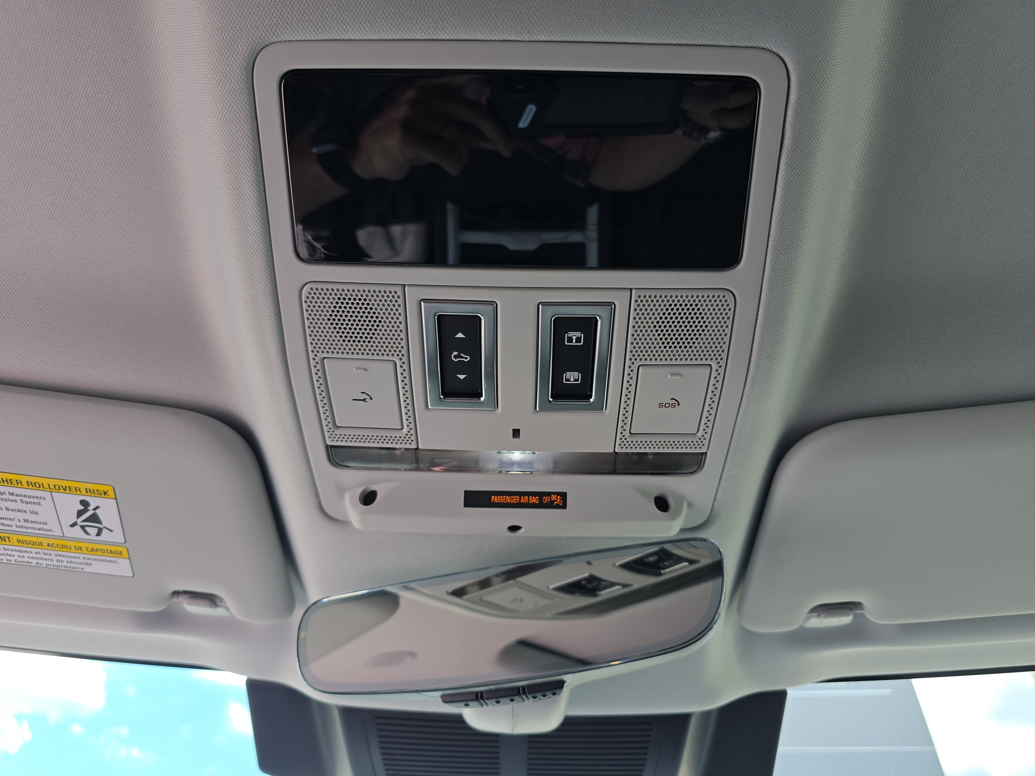 Certified 2025 Land Rover Defender 110 S AWD/4WD image 24