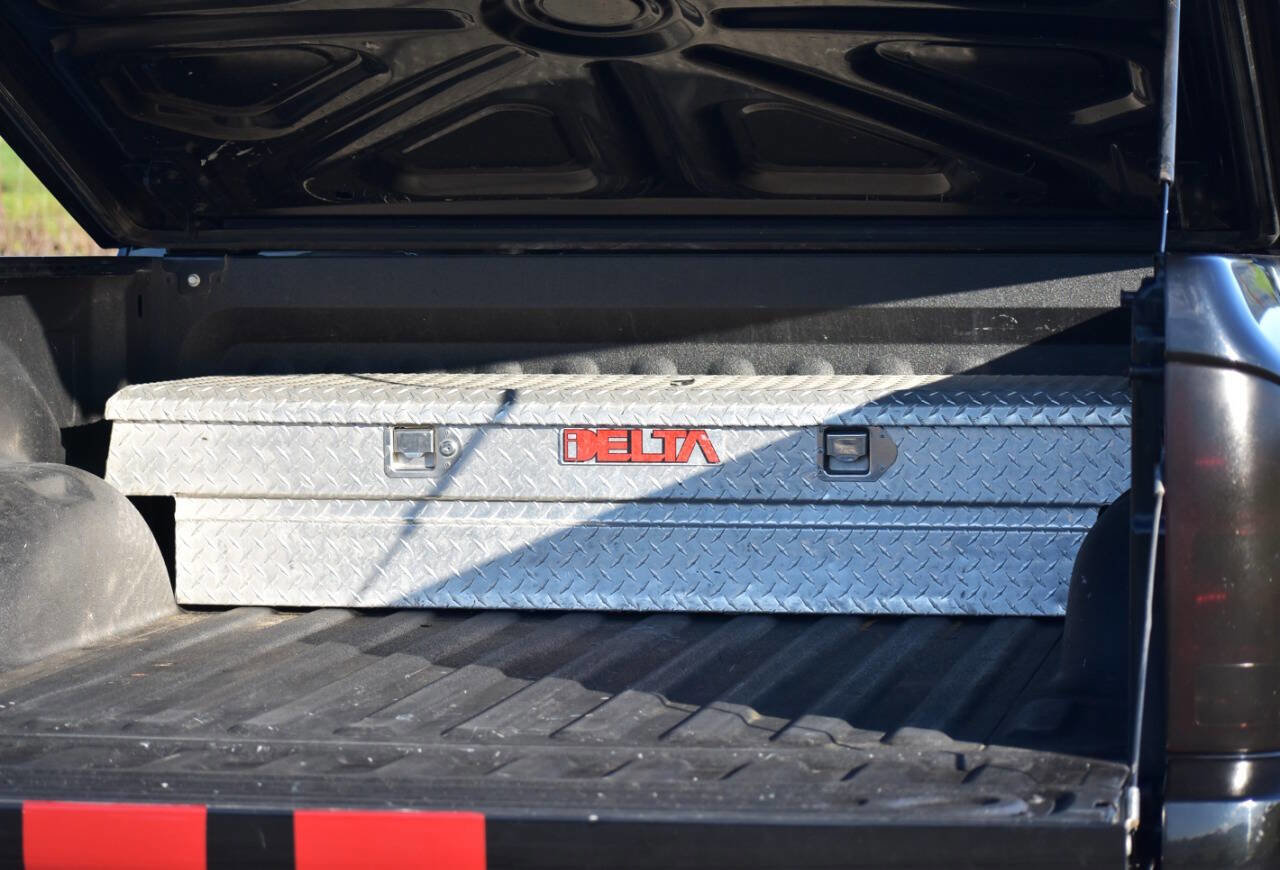 Used 2005 Dodge Ram 1500 Truck 2WD Quad Cab image 16