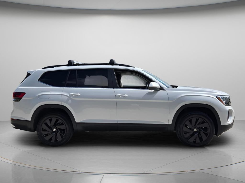 Certified 2026 Volkswagen Atlas SE FWD image 7