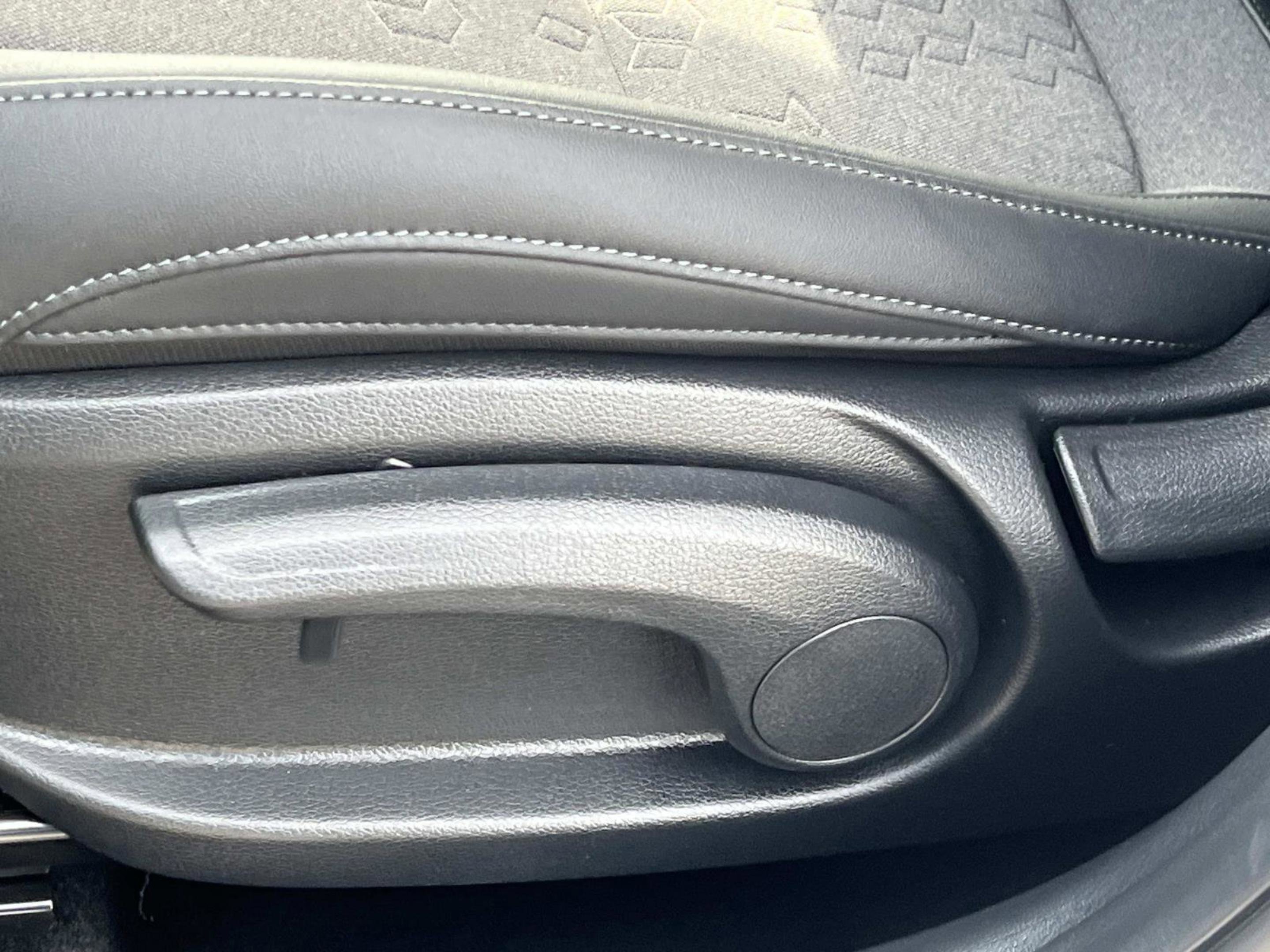 New 2026 Kia Seltos S image 24