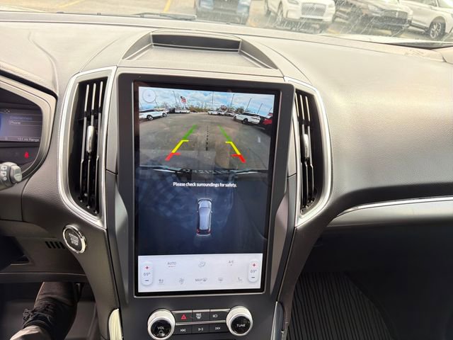 Used 2024 Ford Edge Titanium image 22
