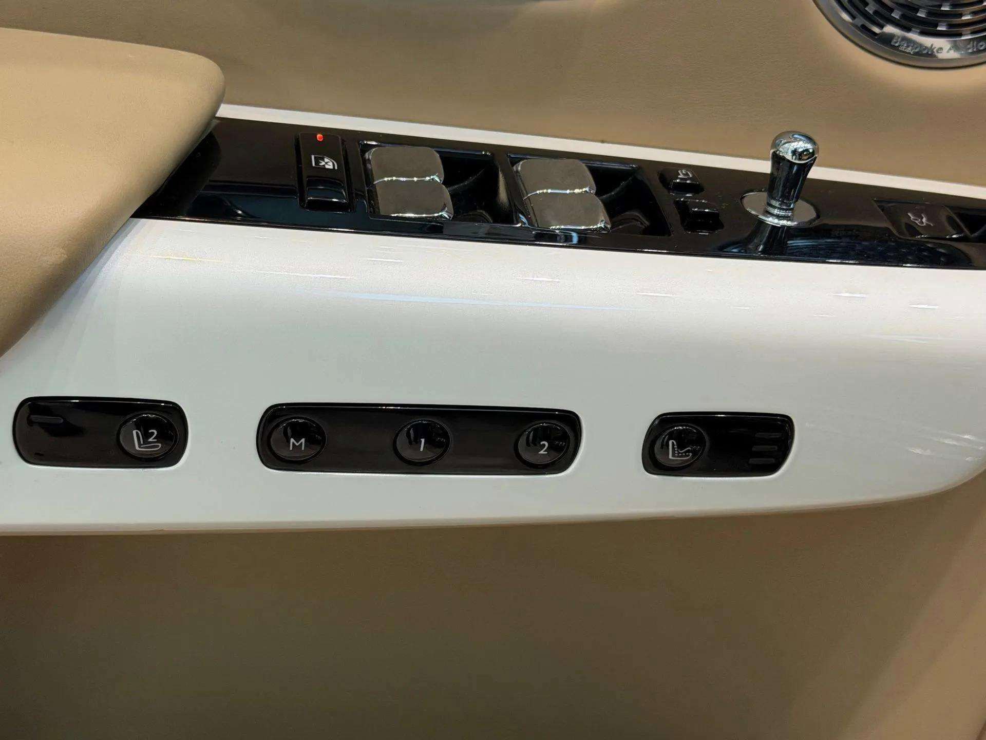 Used 2019 Rolls-Royce Phantom Sedan image 26