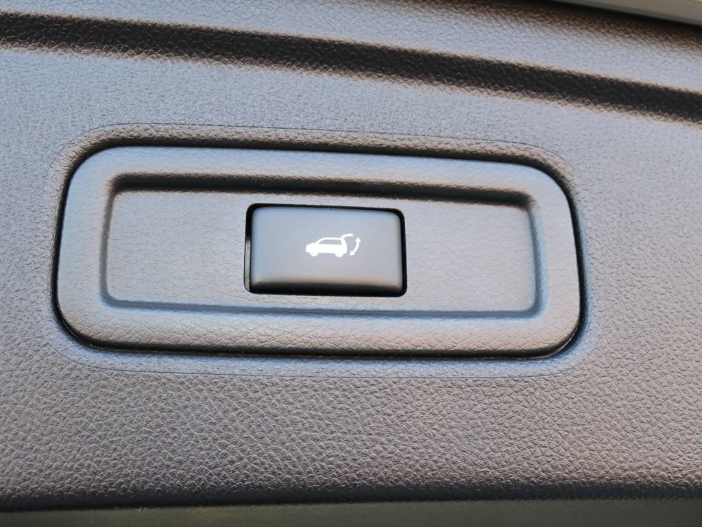 Used 2017 INFINITI QX70 AWD w/ Premium Package image 36