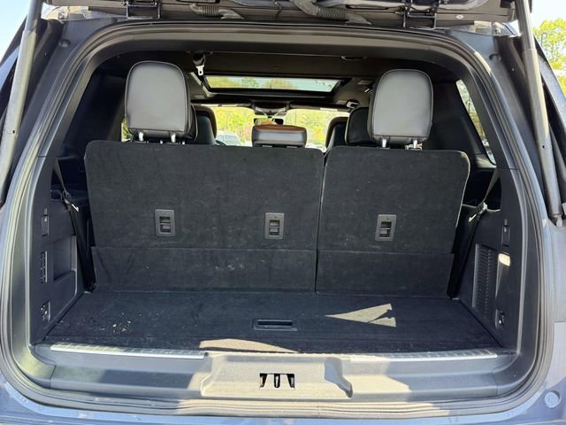 Certified 2023 Lincoln Navigator Reserve AWD/4WD image 5