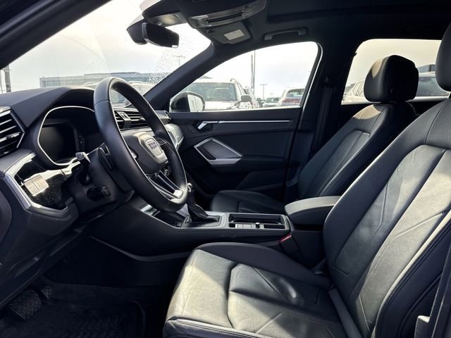 Used 2022 Audi Q3 2.0T Premium Plus w/ Premium Plus Package image 11