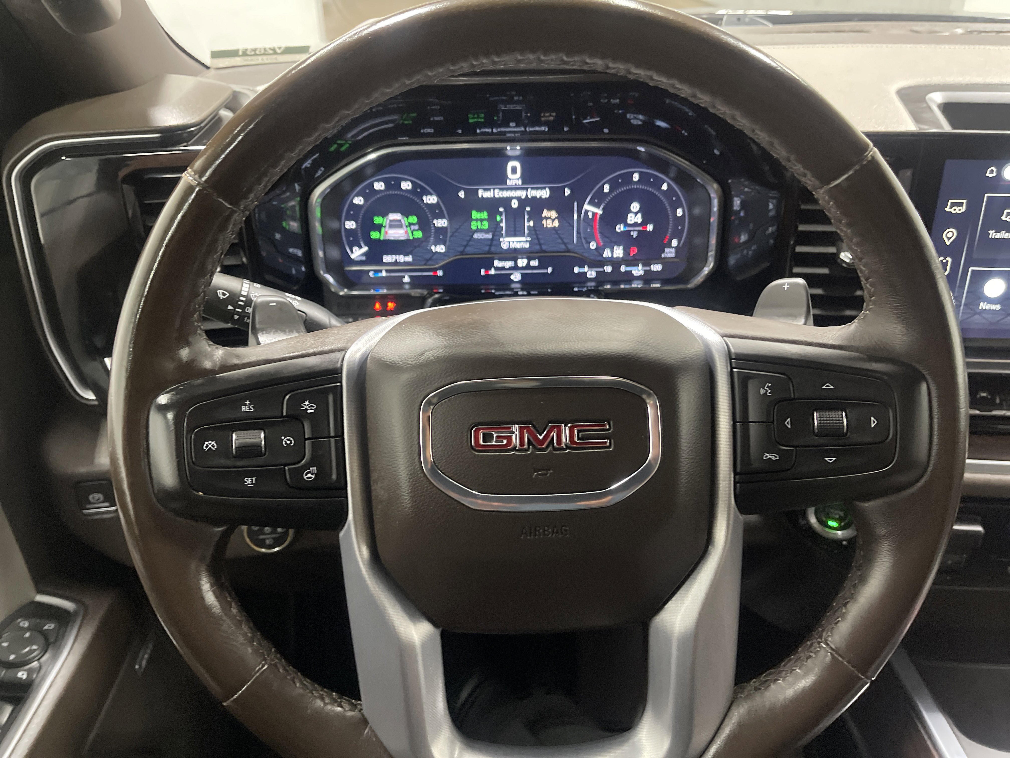 Used 2022 GMC Sierra 1500 SLT w/ SLT Premium Plus Package AWD/4WD image 30