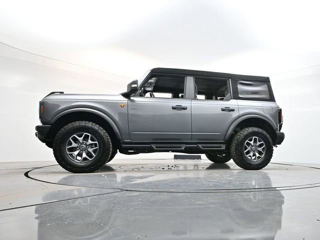 Used 2024 Ford Bronco Badlands image 34