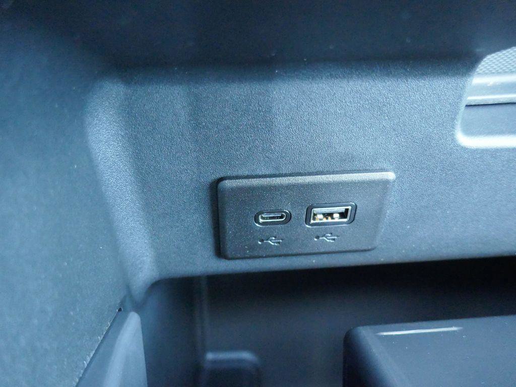 New 2026 Chevrolet Silverado 2500 ZR2 w/ LPO, Dark Essentials Package image 31