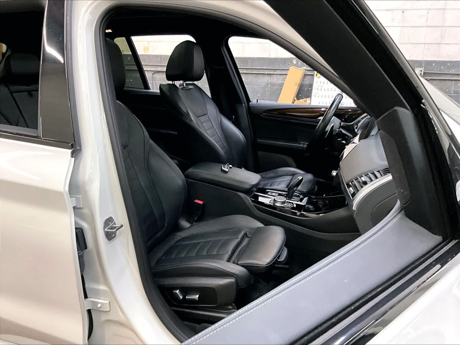 Used 2021 BMW X3 M40i w/ Parking Assistance Package AWD/4WD image 10