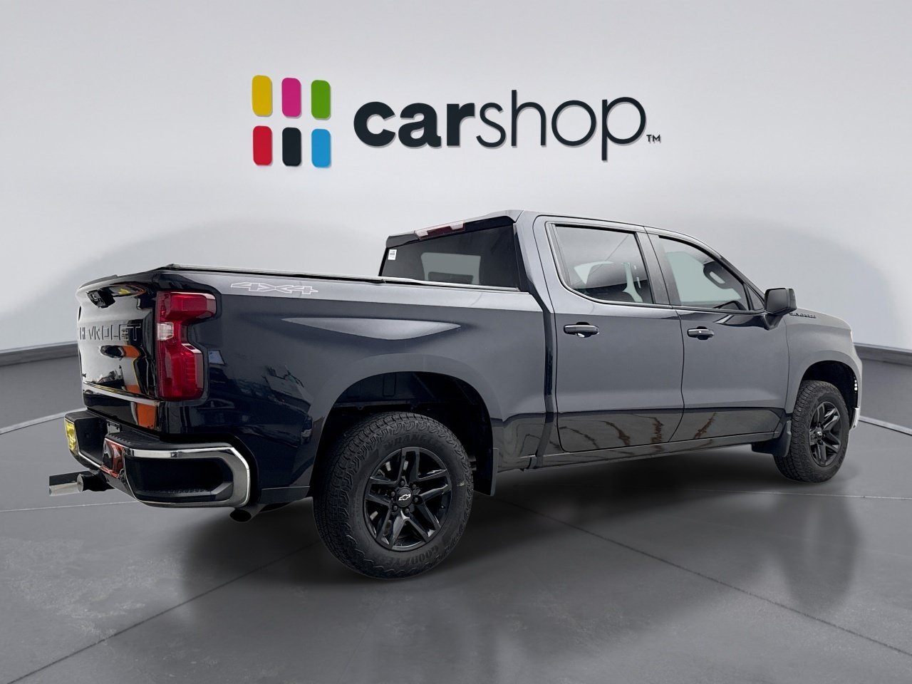 Used 2022 Chevrolet Silverado 1500 LT AWD/4WD image 5