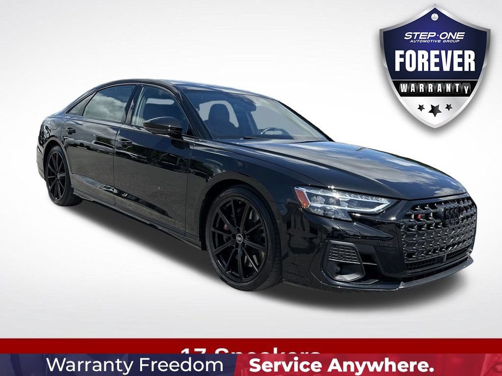 Used 2024 Audi S8 AWD/4WD image 9