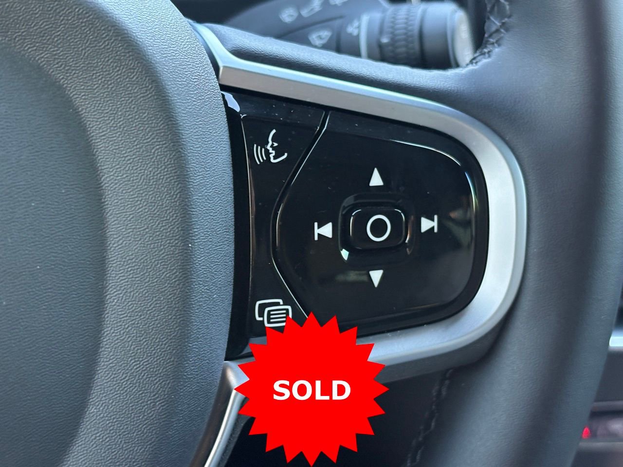 Certified 2025 Volvo XC90 T8 Ultra w/ Lounge Package image 18