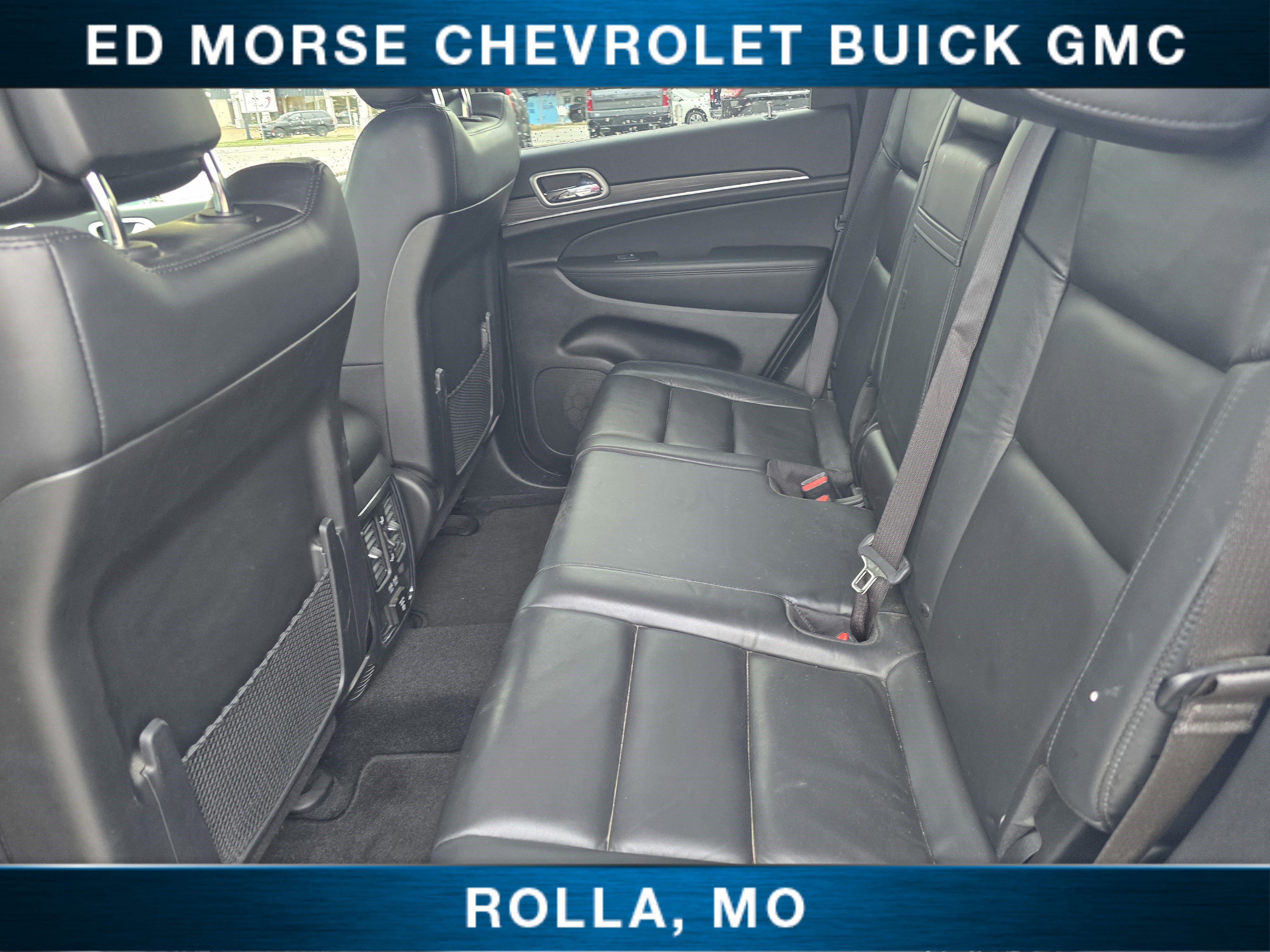 Used 2022 Jeep Grand Cherokee Limited w/ Trailer Tow Group IV AWD/4WD image 17