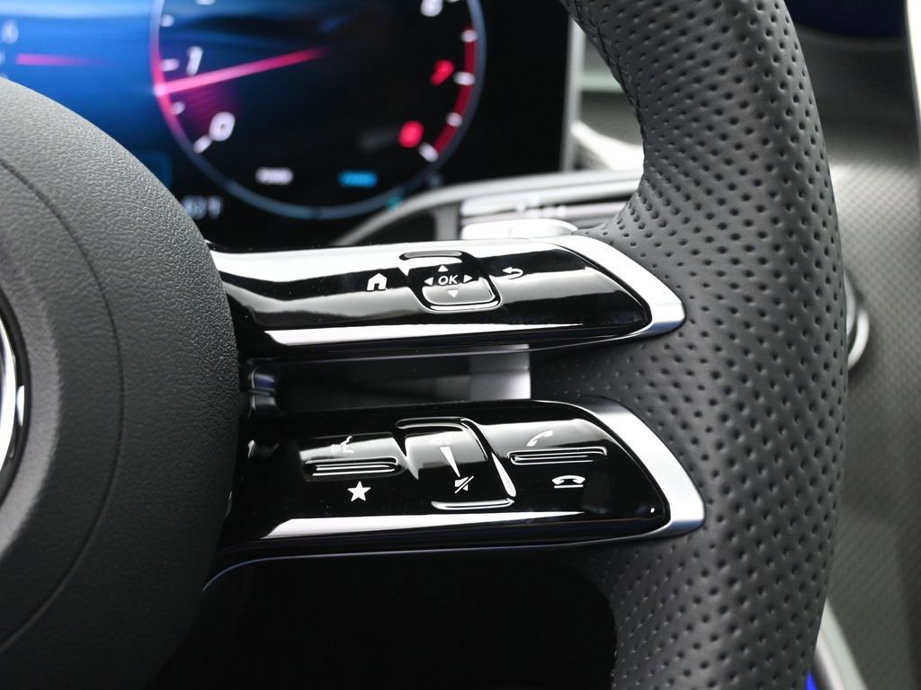 New 2025 Mercedes-Benz GLC 300 4MATIC image 10