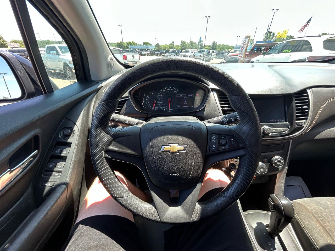 Used 2020 Chevrolet Trax LS AWD/4WD image 27