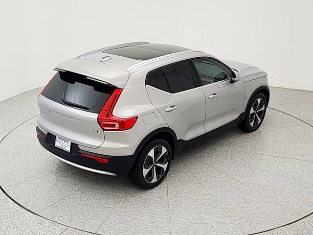 Certified 2023 Volvo XC40 B5 Plus w/ Protection Package Premier AWD/4WD image 31