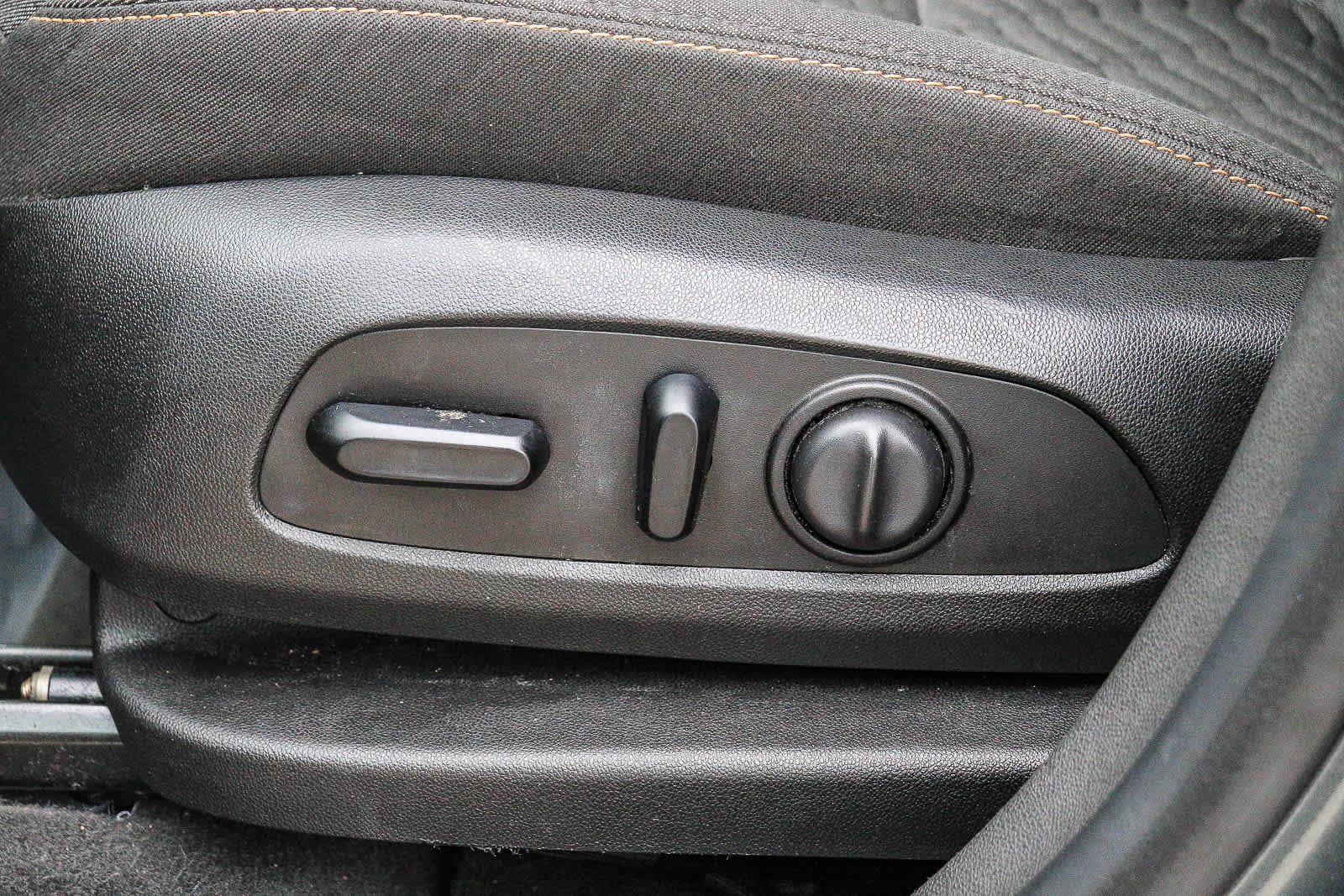 Used 2020 Chevrolet Equinox LT FWD image 20