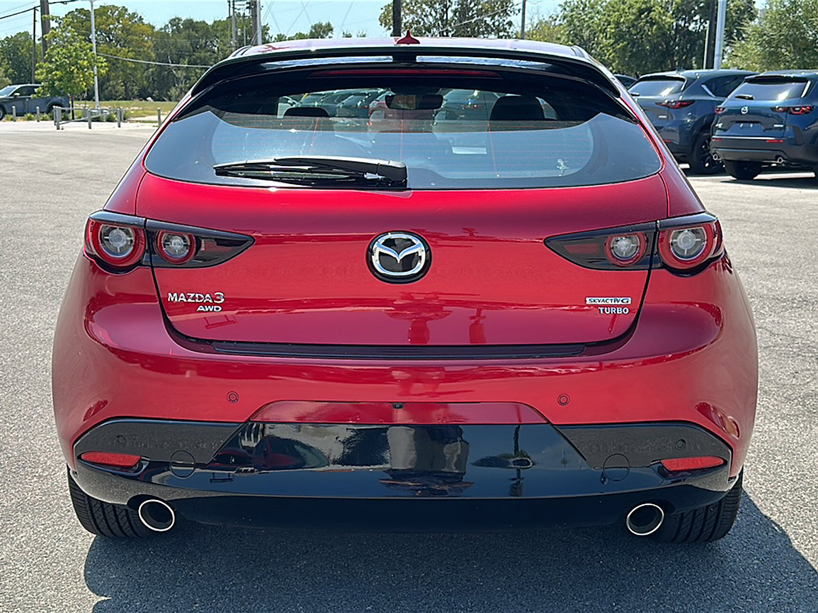 New 2025 MAZDA MAZDA3 Hatchback w/Premium Plus Pkg image 7