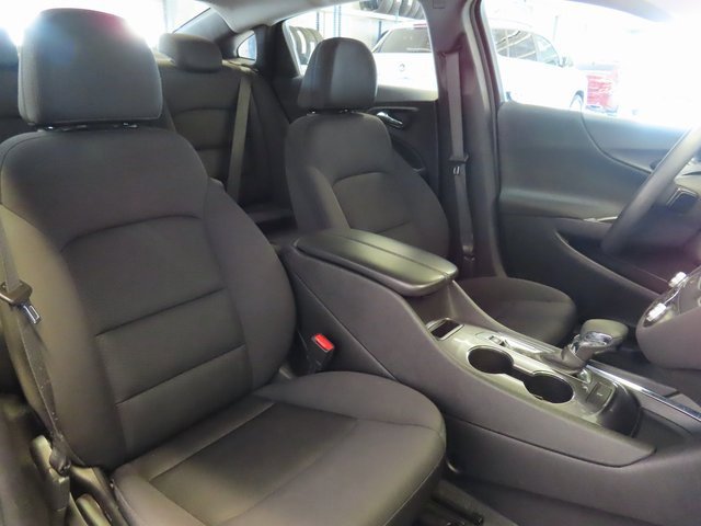 Used 2023 Chevrolet Malibu LT image 6