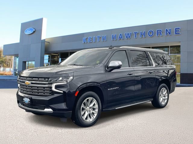 Used 2024 Chevrolet Suburban Premier image 3