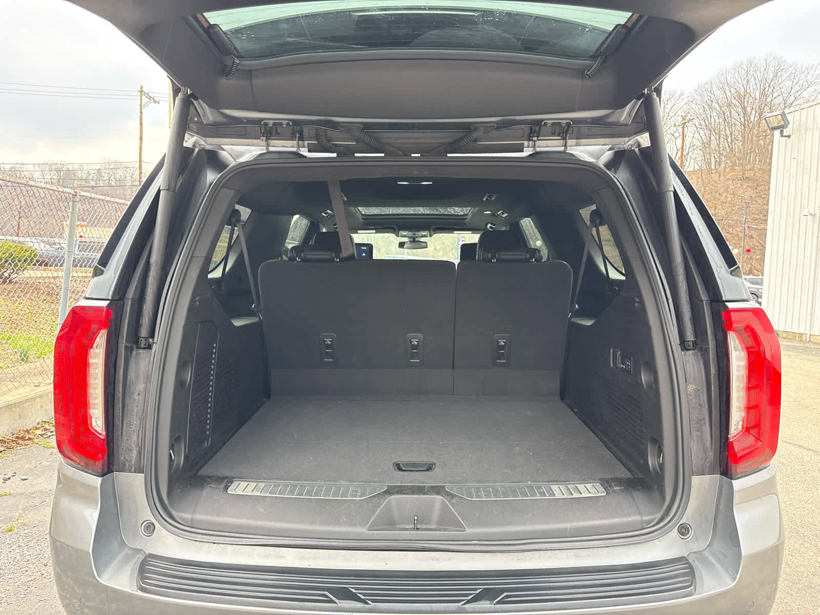 Used 2021 GMC Yukon XL Denali w/ LPO, Illumination Package image 34