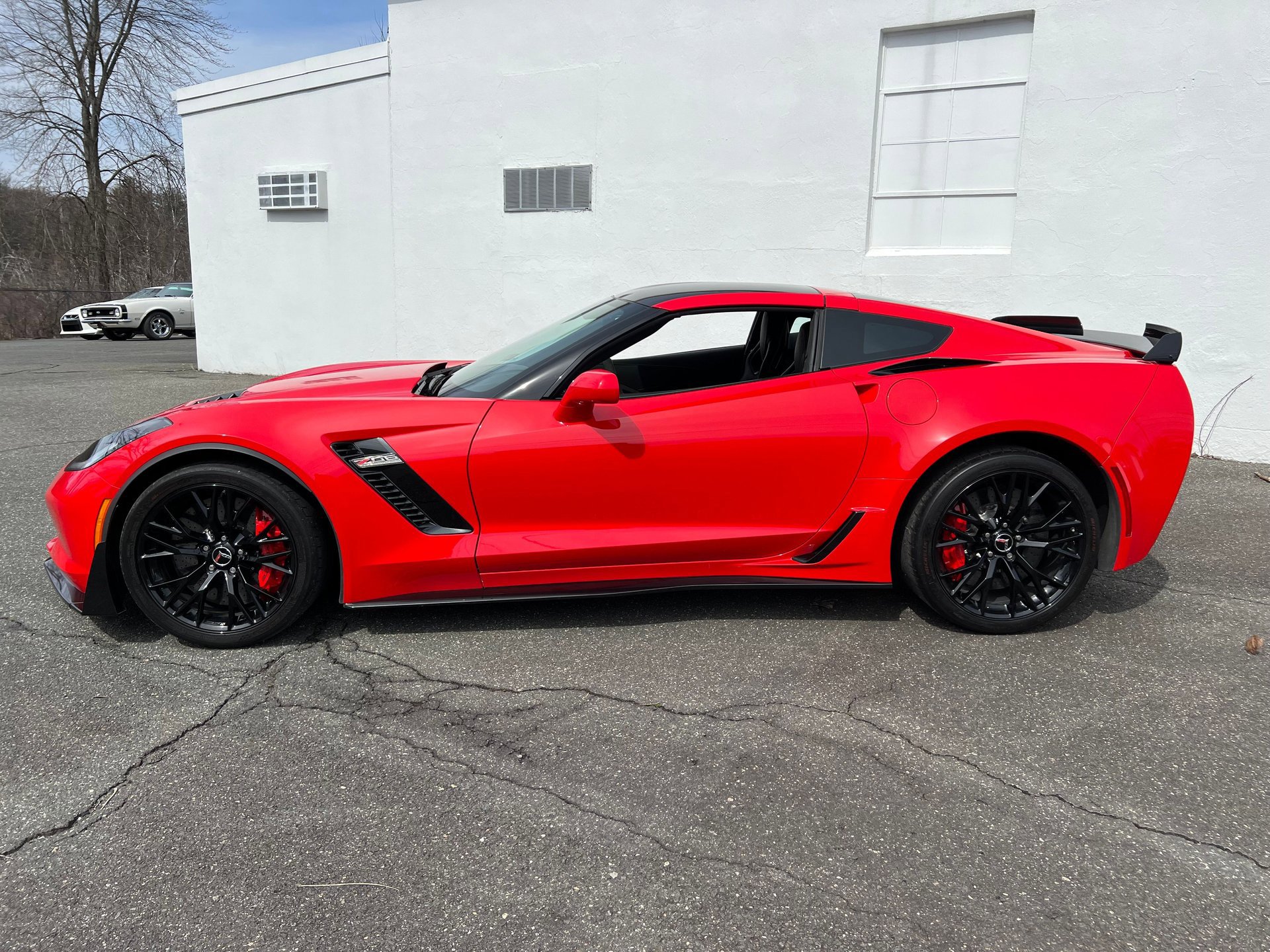 Used 2015 Chevrolet Corvette Z06 w/ 3LZ Preferred Equipment Group RWD image 28