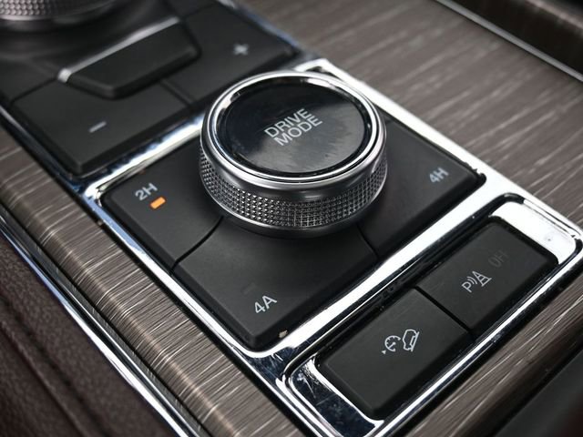 Used 2023 Ford Expedition Max Limited image 22