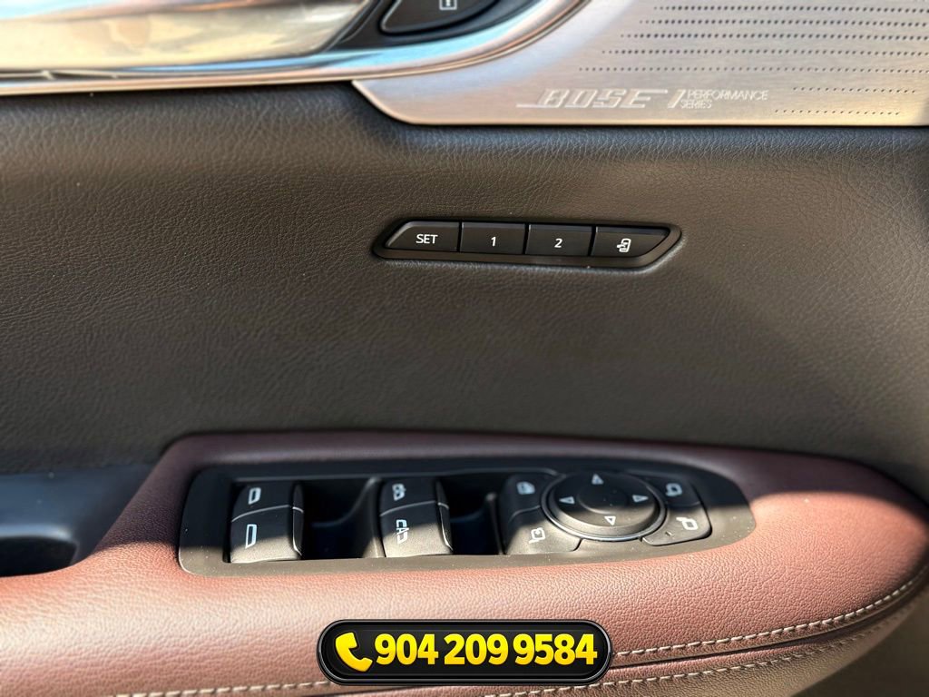 Used 2020 Cadillac XT6 Premium Luxury image 14