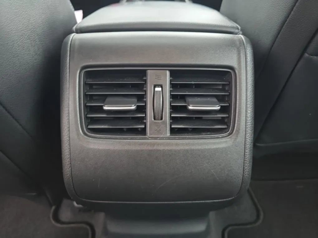 Used 2018 Honda Accord Touring image 50