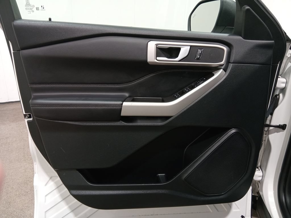 Certified 2023 Ford Explorer XLT AWD/4WD image 18