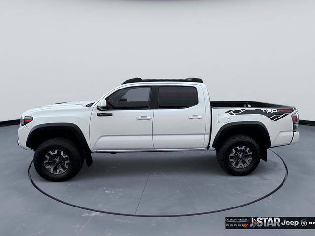 Used 2021 Toyota Tacoma TRD Off-Road w/ Technology Package image 8