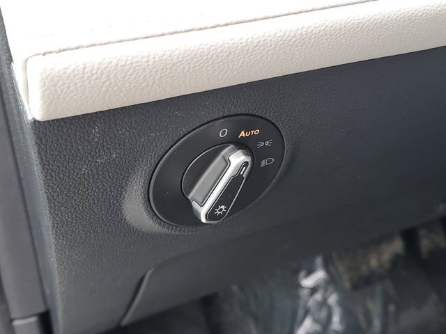 New 2026 Volkswagen Taos SEL AWD/4WD image 15