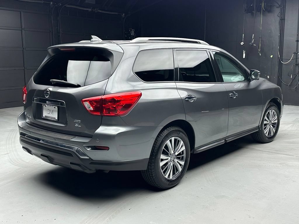 Used 2019 Nissan Pathfinder SL AWD/4WD image 7