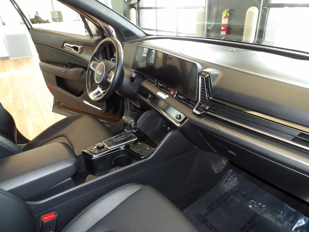 Used 2023 Kia Sportage X-Line w/ X-Line Premium Package image 13