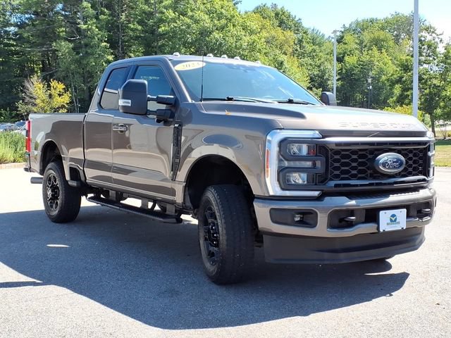 Used 2023 Ford F250 XLT w/ XLT Premium Package AWD/4WD image 6