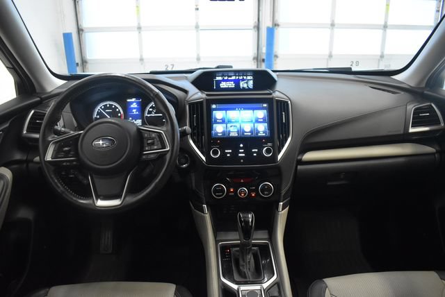 Used 2022 Subaru Forester Limited AWD/4WD image 5
