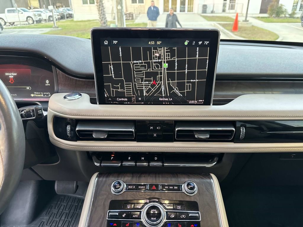 Used 2022 Lincoln Aviator Reserve w/ Elements Package Plus image 27