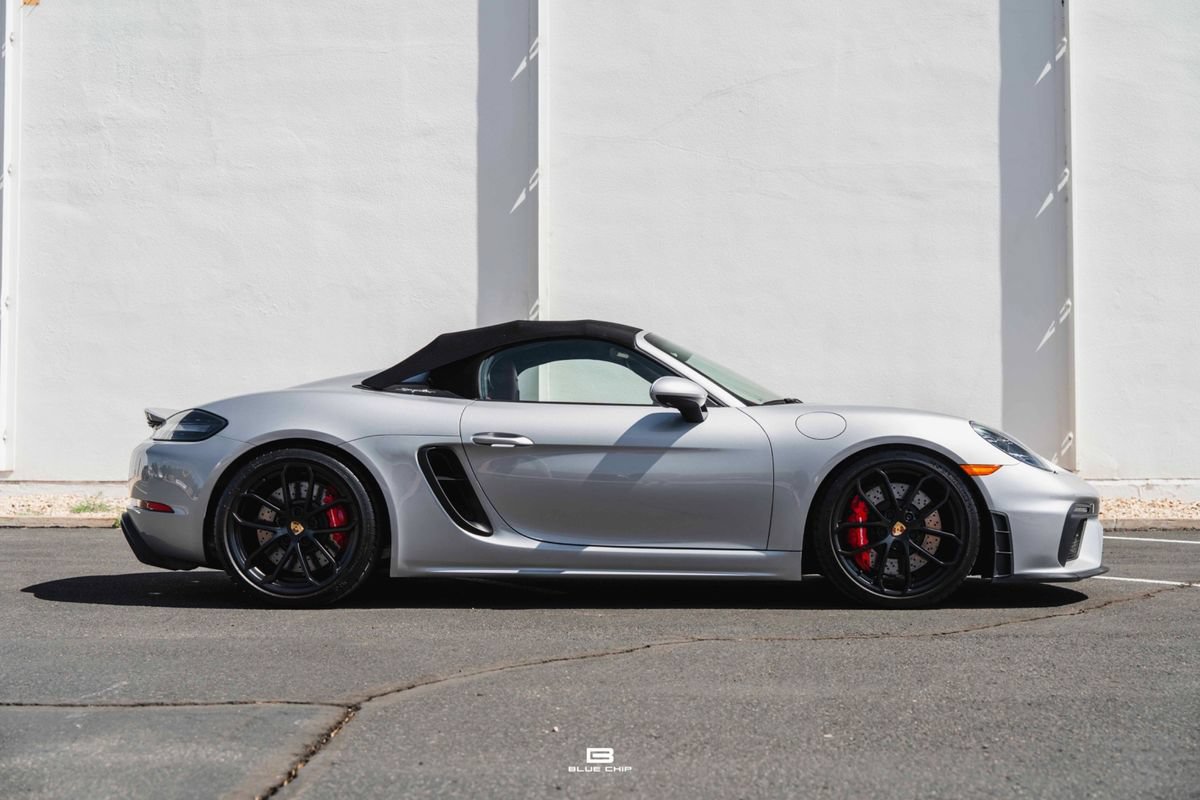 Used 2021 Porsche 718 Boxster Spyder RWD image 26